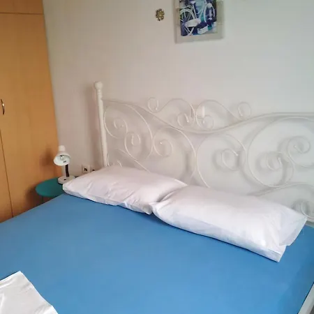 πέτρινο σπίτι με πισίνα Villa